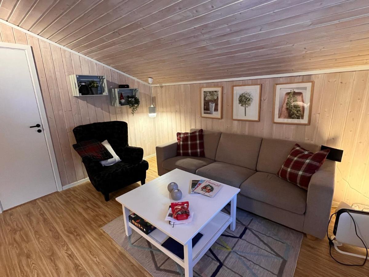 Vennebo - Koselig Liten Hytte Med Alle Fasiliteter Al Exteriér fotografie