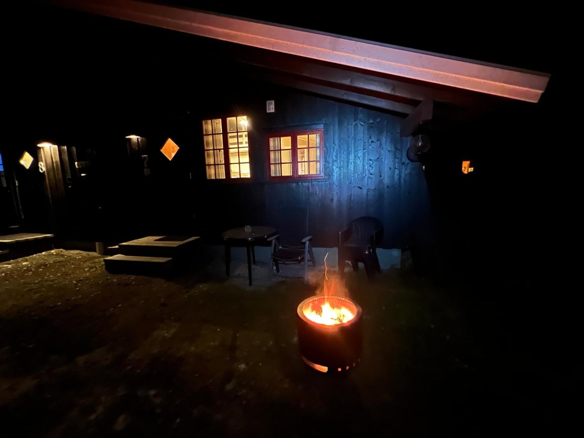 Vennebo - Koselig Liten Hytte Med Alle Fasiliteter Al Exteriér fotografie